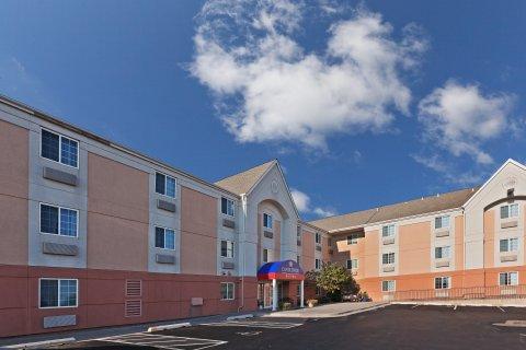 Sonesta Simply Airport Hotel 3*