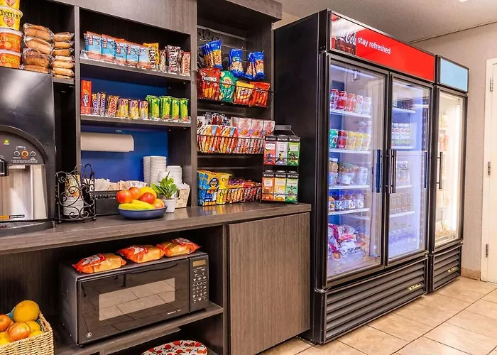 Sonesta Simply Suites Oklahoma City Airport
