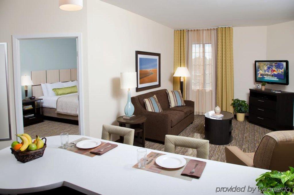 Hotel Sonesta Simply Airport Oklahoma City
