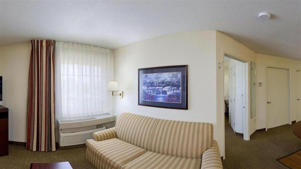Hotel Sonesta Simply Airport Oklahoma City